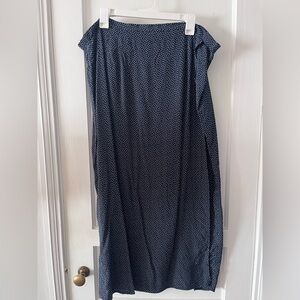 Elegant Navy Polka Dot Skirt